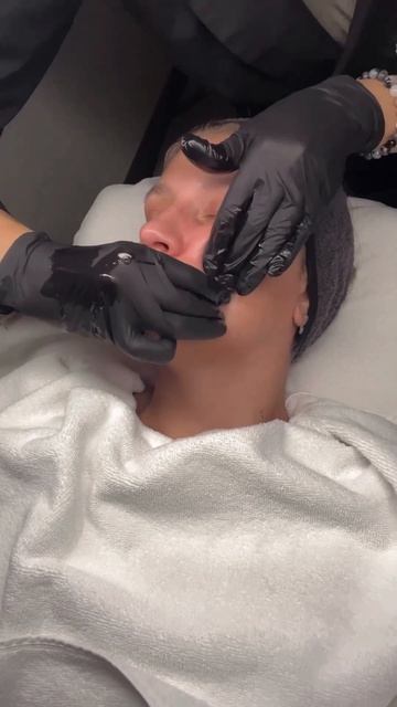 Буккальный массаж позволяет укрепить лицевые мышцы, п смотреть онлайн