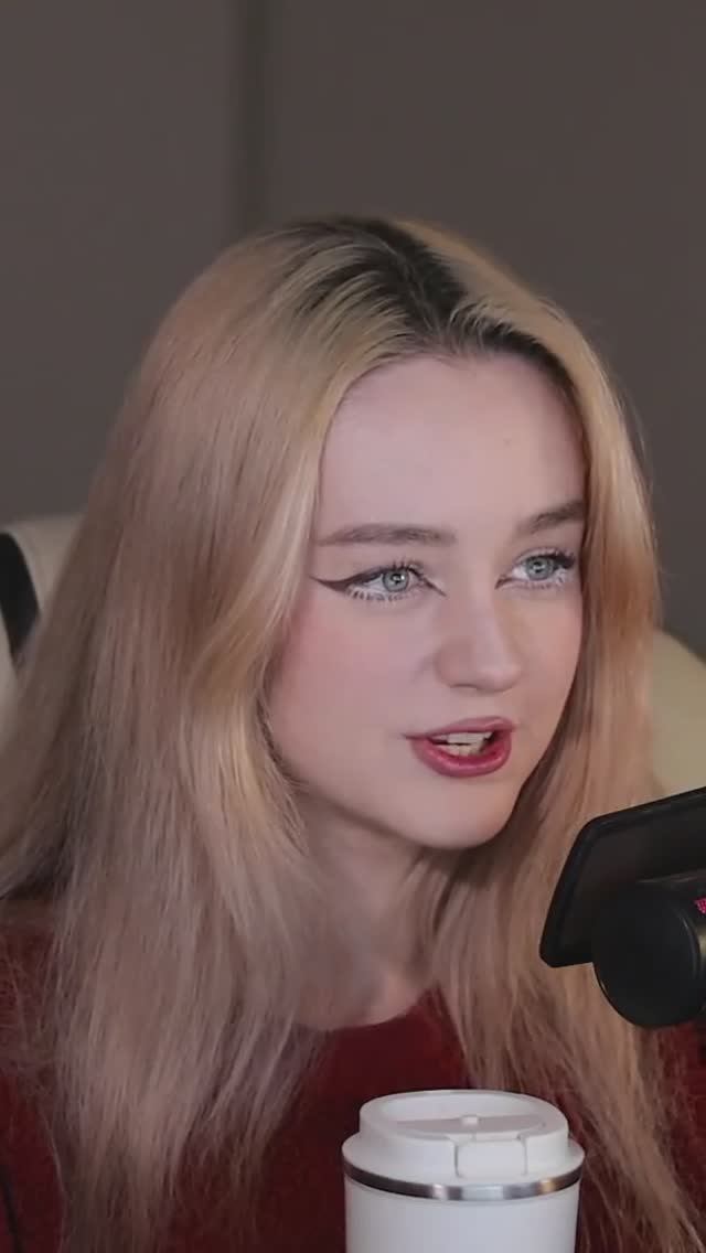 Жену Васе!!! #sinicawho #twitch #komaddor #Just_v4sya смотреть онлайн