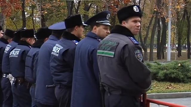 Афганцев послали к Памятнику Афганцам смотреть онлайн