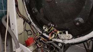 Стиральная машинка СКРИПИТ / ПЛОХО вращается барабан