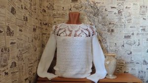 Белый вариант джемпера на круглой кокетке крючком. Обзор готовой работы.