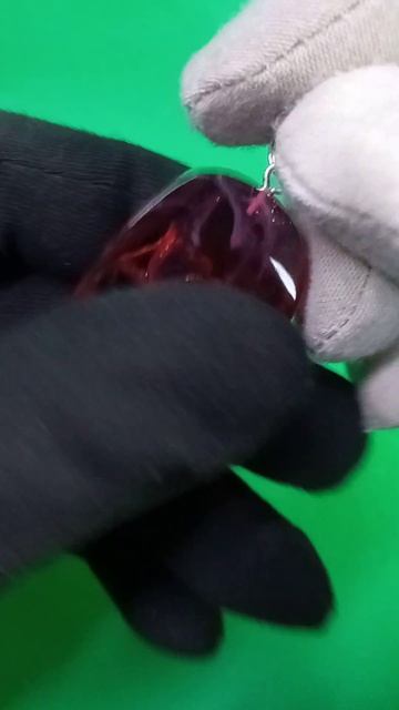 Кулон из мербау и эпоксидной смолы "Роза" смотреть онлайн