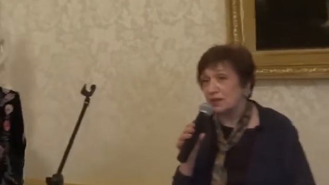 Куратор о выставке смотреть онлайн