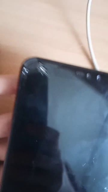 Если что это сломанный телевизор и у нас есть очень бо? смотреть онлайн