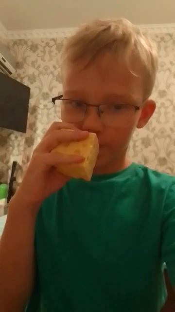 хотел поесть сыр а там была мышка смотреть онлайн