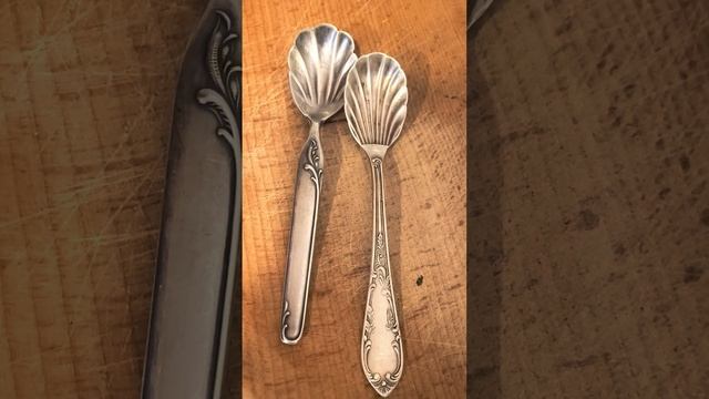 Кто знает, где чёрная икра в Болгарии? Ложки есть, а икр смотреть онлайн