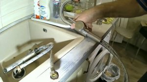 Как правильно установить смеситель на раковину из искусственного камня.