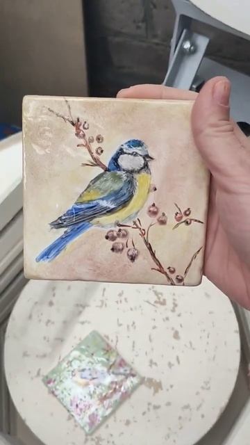 Плитки с росписью после обжига в муфельной печи. смотреть онлайн