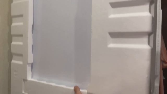 Распаковка Холодильника с морозильником Indesit DS 316 W смотреть онлайн