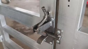 Защёлка для двери