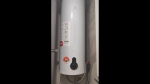 Распаковка — Накопительный водонагреватель Royal Clima RWH-