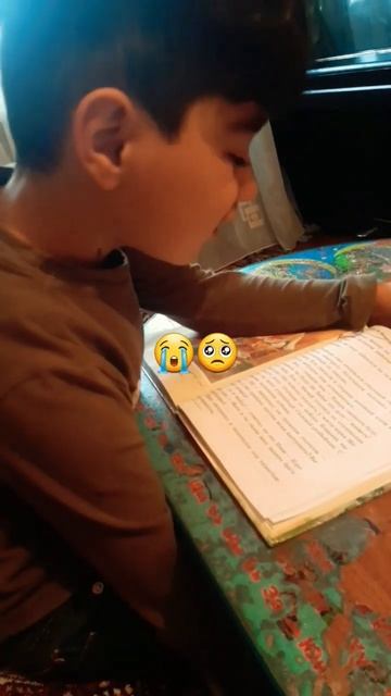 почему я не могу отдыхать. мама не даёт мне отдохнуть с смотреть онлайн