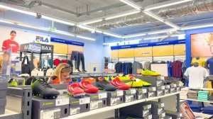 София и Ника собирают чемоданы на отдых. Софунья Шалун