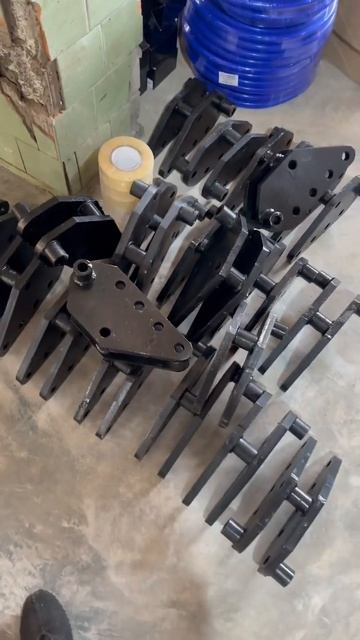 Довантажувач пластини + пальці МТЗ, хутро.Сварний 20 мм смотреть онлайн