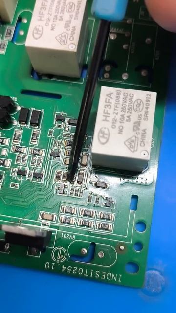 INDESIT резко крутит барабан смотреть онлайн