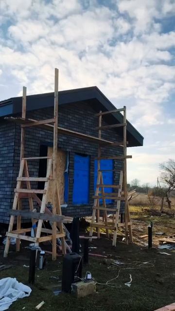 Работаем #стройка #строимдом #домвкрыму #каркасныйдом смотреть онлайн