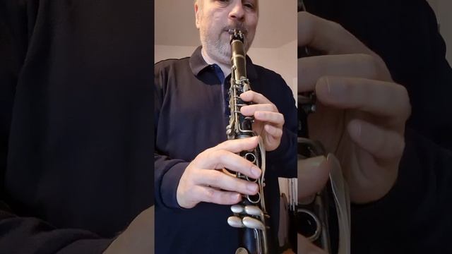 Oyfn Pripetshik разбор мелодии от Александра Винокурова онла смотреть онлайн