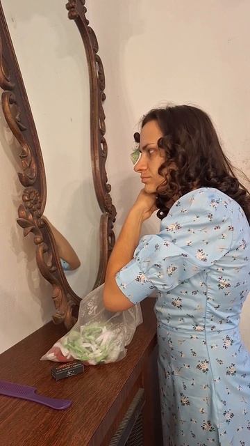 виниловые пластинки и нарядное покрывало, кто помнит? смотреть онлайн