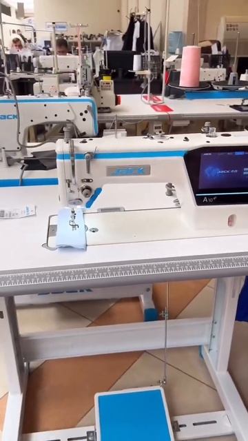 JACK A10+😍Посмотрите какая она красивая по дизайну и как? смотреть онлайн