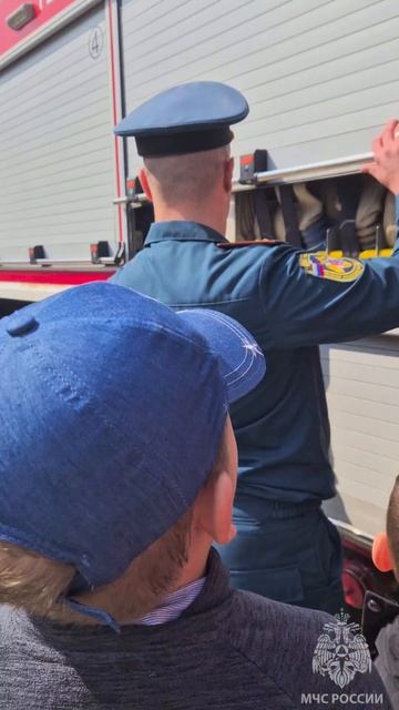 Детские эмоции от знакомства с пожарной техникой!