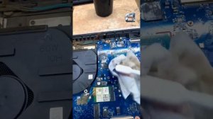 Техническое обслуживание и замена кулеров. HP Victus 16.