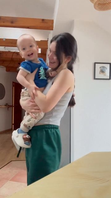 Радость 🥰 #мамавдекрете #мама #сын #семья #семейныйкан смотреть онлайн