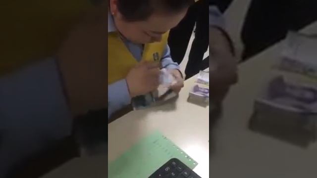 Кассир от бога смотреть онлайн