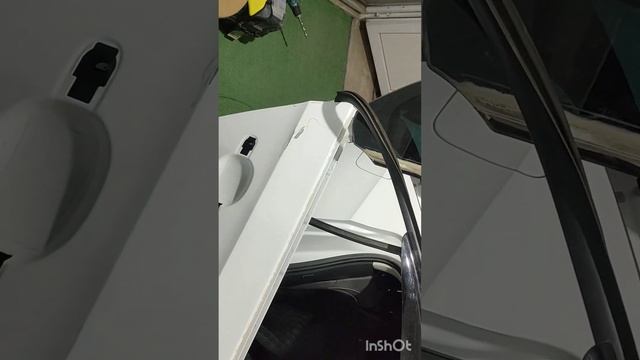 как снять стекло задней двери Фольксваген поло 2022 смотреть онлайн