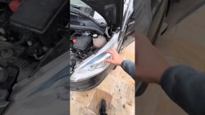 Форд Транзит (Торнео) замена лампочки в фаре