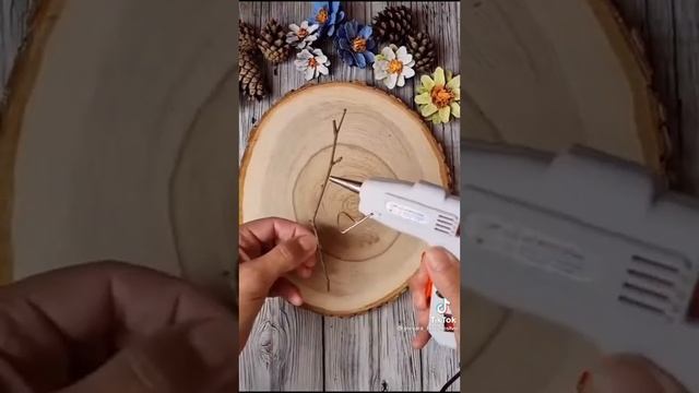 поделка из шишек