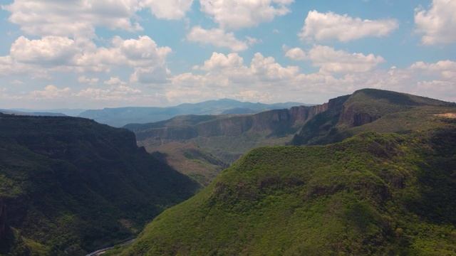 Как ты посмела продать свою квартиру, а где твоя сестр?