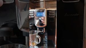 Кофемашина Saeco Incanto-приготовление кофе