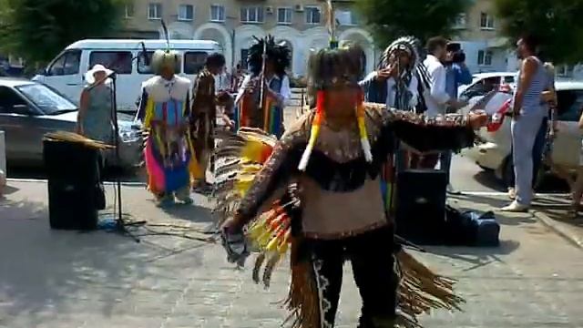 Камышин 2013,индейцы с Экватории5