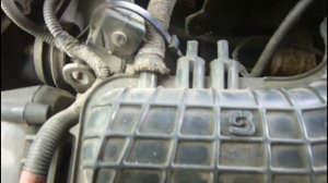 Подсос воздуха в двигателе автомобиля Приора, как най?