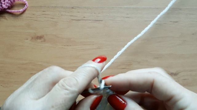 Ракушки, Объёмный узор спицами для детской шапочки смотреть онлайн