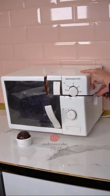 как починить микроволновку приколы #short #shorts смотреть онлайн