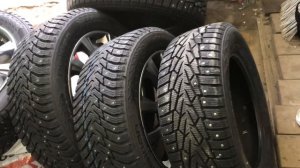 Сравнение зимних шин Nokian Hakkapeliitta 8 и Nokian Nordman 7 шипованных