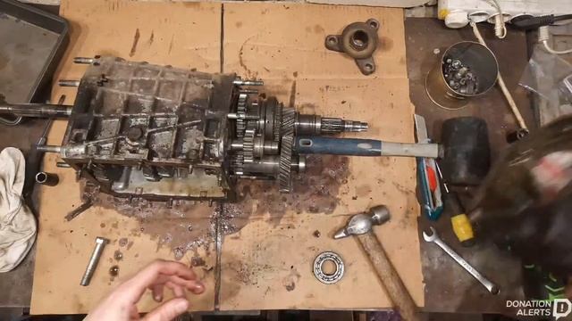 Запись стрима. Разбираем КПП и проводим дефектовку в прямом эфире.