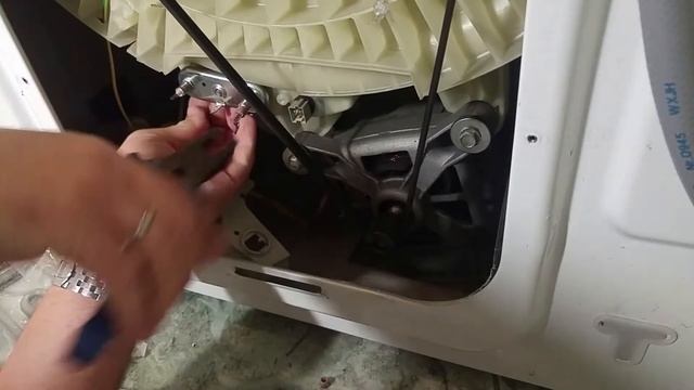 Ремонт стиральной машины Samsung. Замена тэна своими руками всего за 700 рублей. Быстро и выгодно. смотреть онлайн