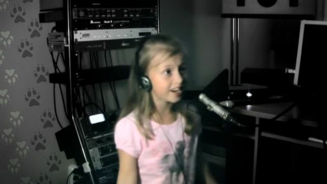 Masha.i.medved_bonus_03.Pesenka.pro.sledi_2010 смотреть онлайн