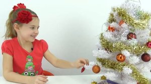 Смешное видео для детей. Бабушка на танцах.