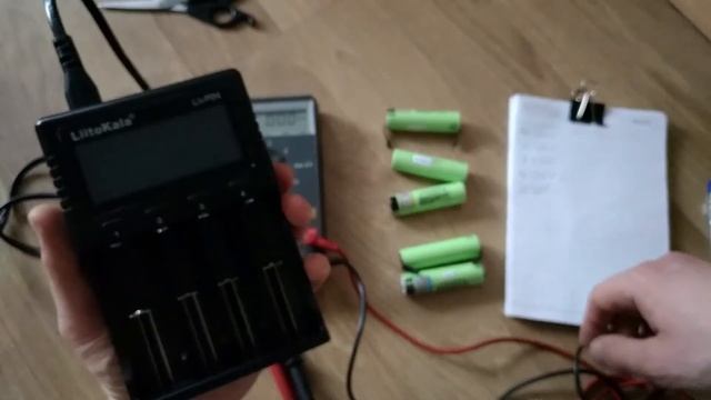Хранение Li-ion: ВОЛЬТАЖ и % ЗАРЯДА | 18650 смотреть онлайн