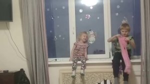 24 часа челендж на подоконнике!!😮😮😮