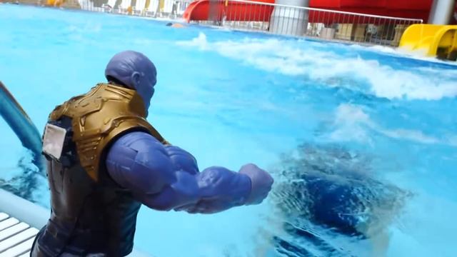 Танос НА СВОБОДЕ! Школа героев Акватим и Трансформеры сражаются с Таносом. Часть 1 смотреть онлайн