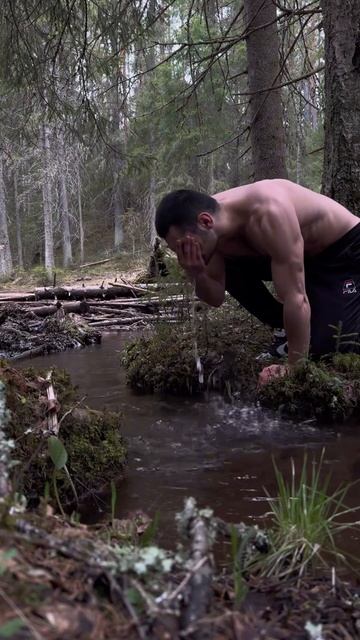 Человек,который вырос в саду,никогда не поймёт ценнос? смотреть онлайн