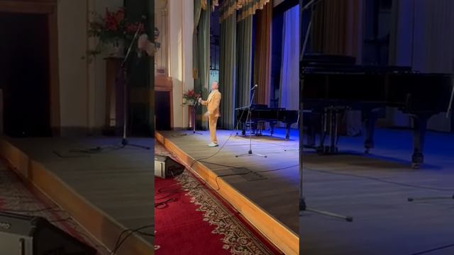 Сергей Избаш-тенистые улицы. смотреть онлайн