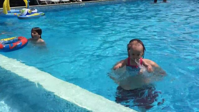 Воскресный бассейн смотреть онлайн