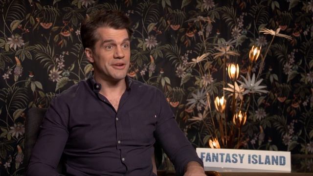 Киноперсона "Остров фантазий" смотреть онлайн