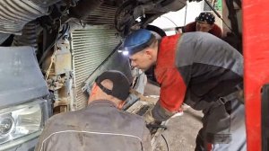 Снятие радиаторов Scania