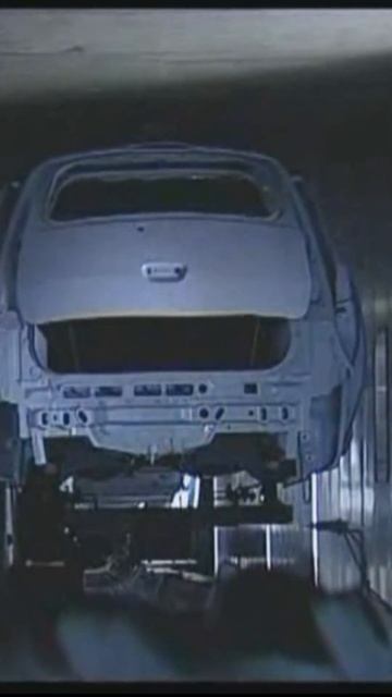 Грунтовка кузова автомобиля на заводе